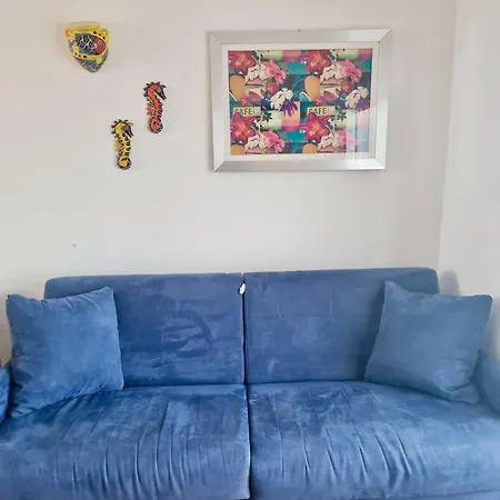 Apartment On The 404