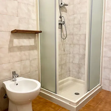 On The 404 Lägenhet Lignano Sabbiadoro